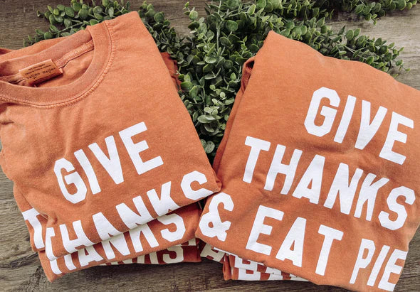 Give Thanks & Eat Pie Graphic Tee